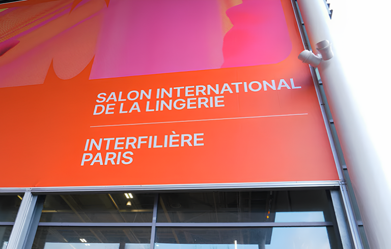 PRÉSENCE INTERNATIONALE